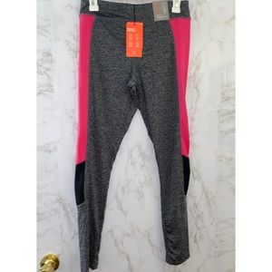 • PRIMARK WORKOUT LEGGINGS •
